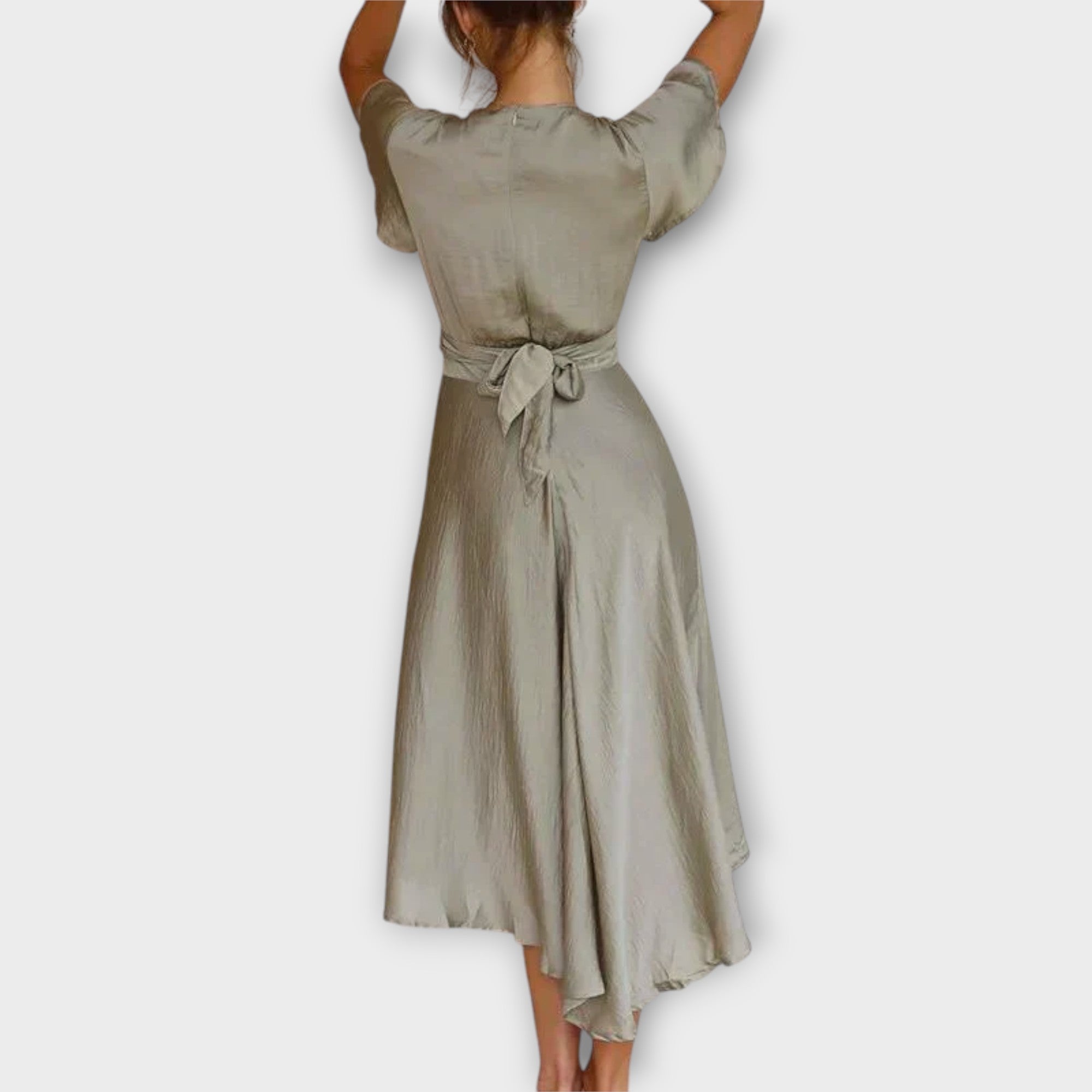 Ada | Vestido midi elegante con escote en V