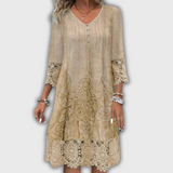 Aldara | Vestido elegante de encaje con cuello en V