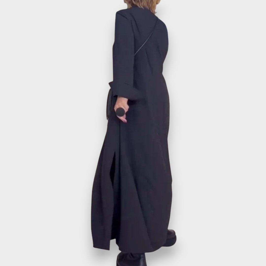 Ángela Belén | Vestido largo con aberturas laterales