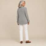 Arantxa | Chaqueta de punto de canalé gris jaspeado con volantes, vista de espaldas