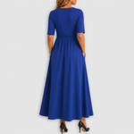 Aránzazu Belén | Vestido cruzado elegante