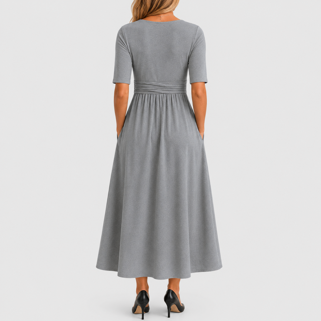 Aránzazu Belén | Vestido cruzado elegante