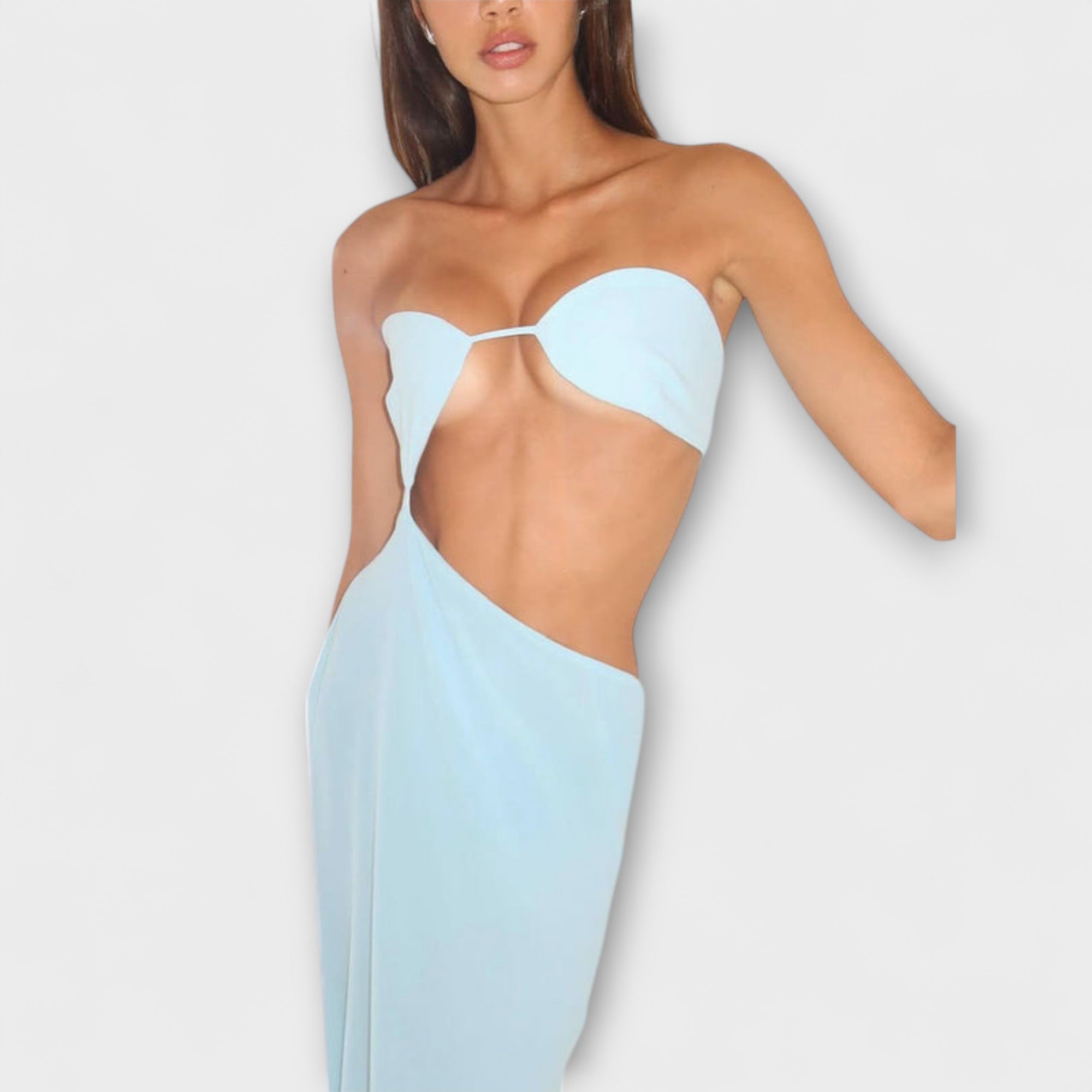 Arlet | Vestido seductor con espalda descubierta
