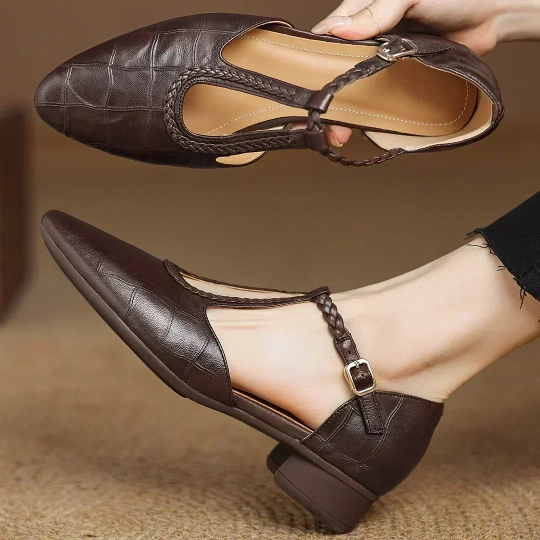 Berta | Zapatos Mary Jane clásicos con detalle trenzado