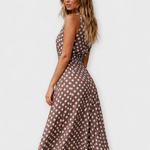 Brenda Nieves | Vestido midi de lunares