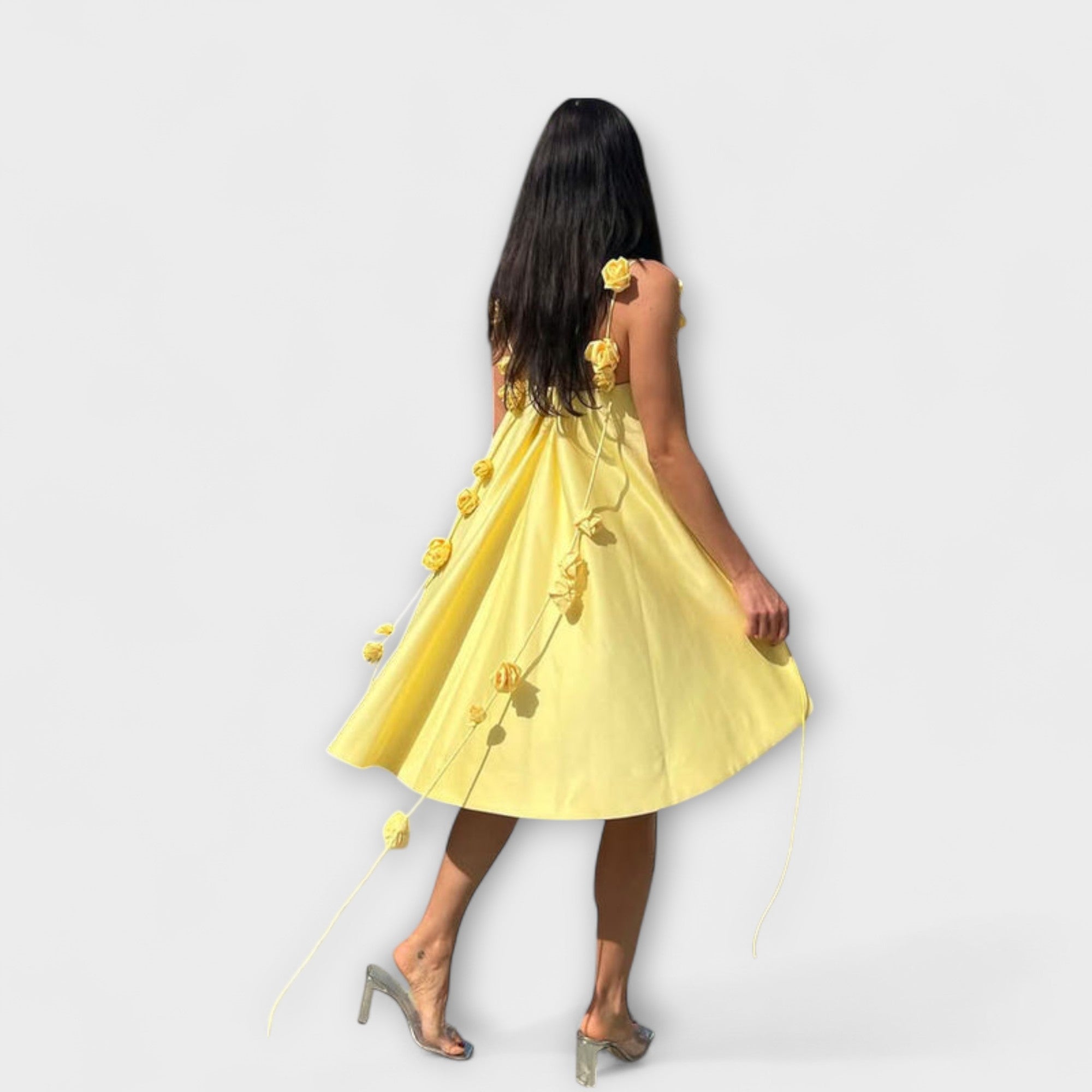 Cintia | Vestido corto palabra de honor chic con estampado floral