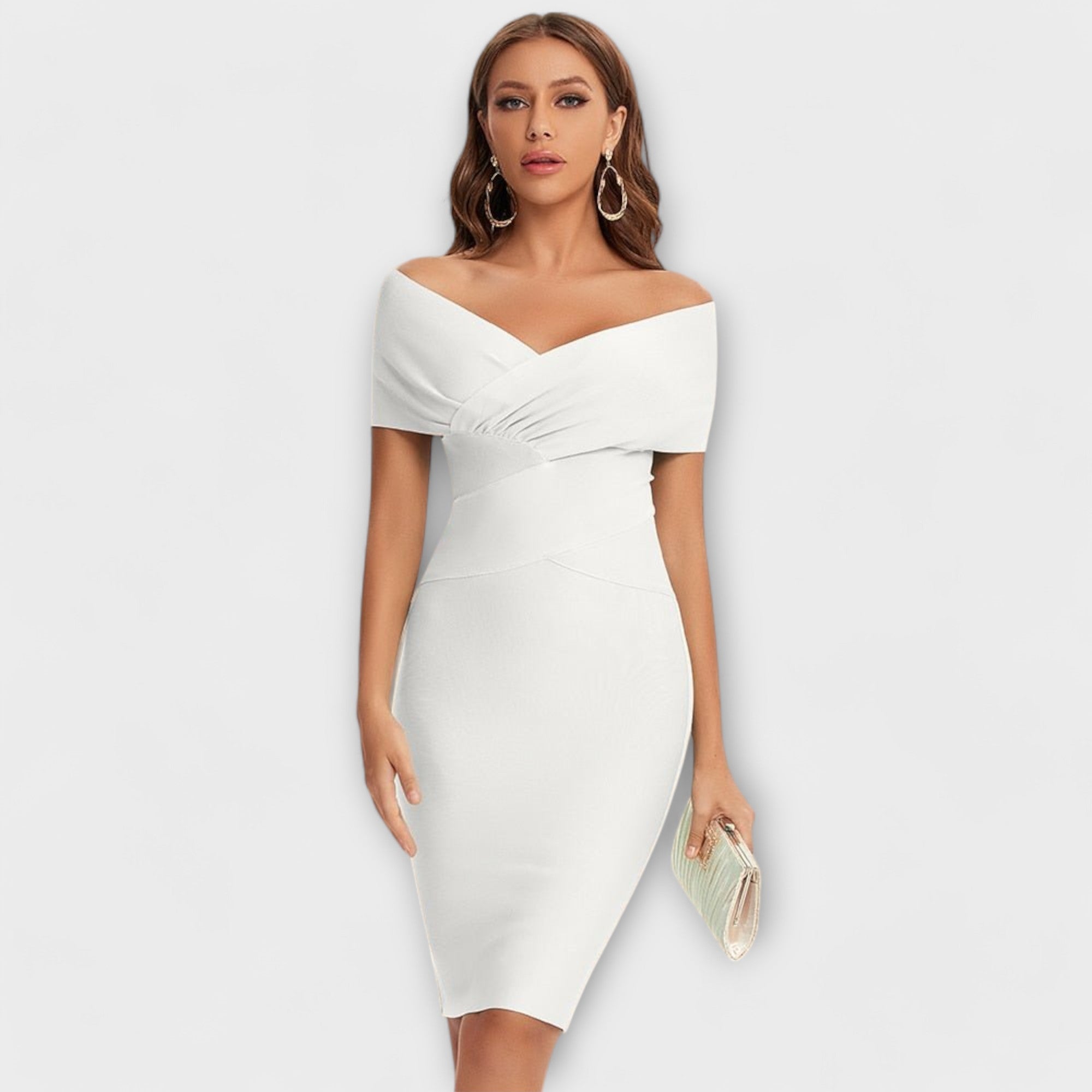 Cristina | Vestido elegante con cuello en V
