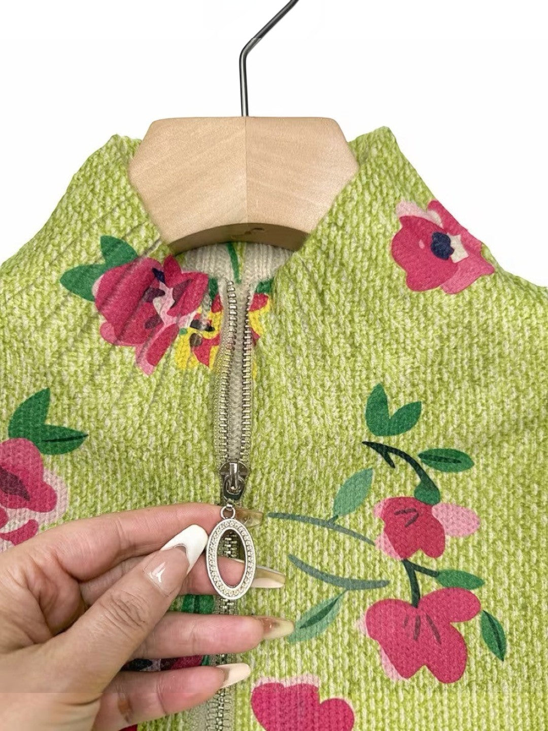 Débora | Cárdigan verde con estampado floral