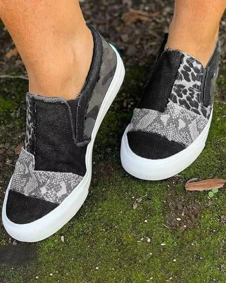 Dionisia | Zapatos de lona informales con estampado de leopardo