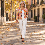 Dorotea | Cárdigan de flores acuarela, en la calle