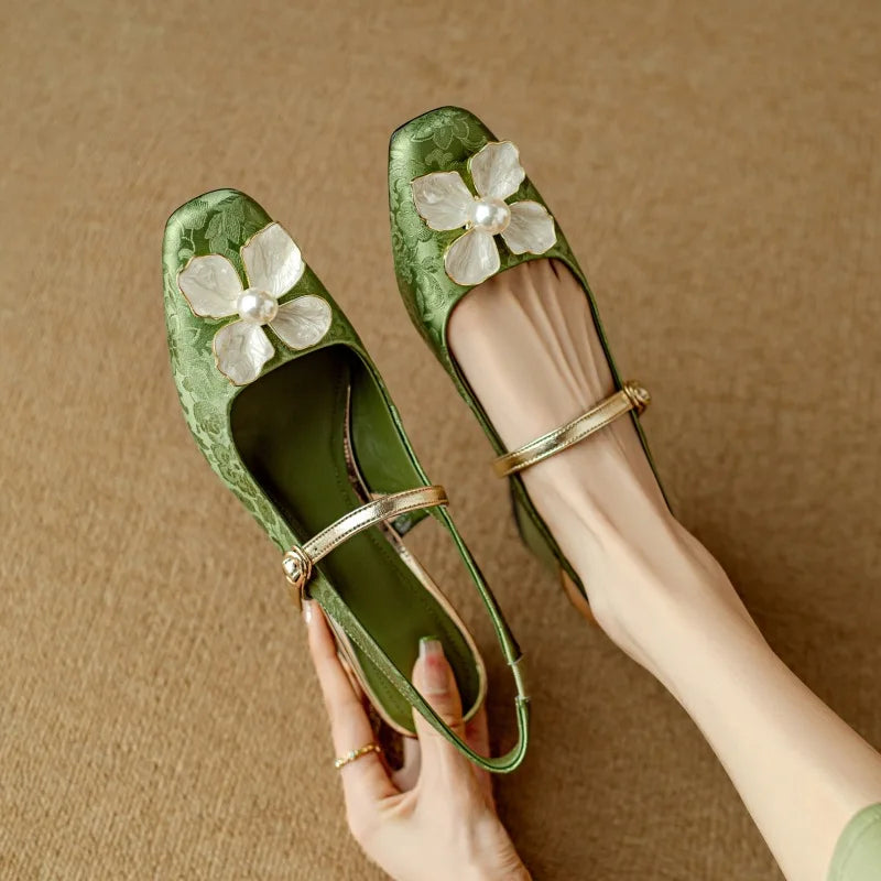 Eider | Zapatos elegantes con detalle floral