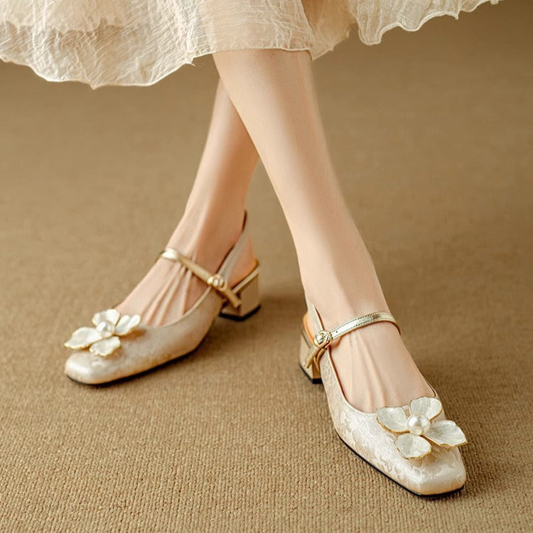 Eider | Zapatos elegantes con detalle floral
