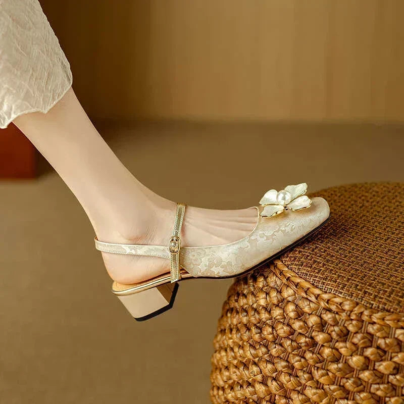 Eider | Zapatos elegantes con detalle floral
