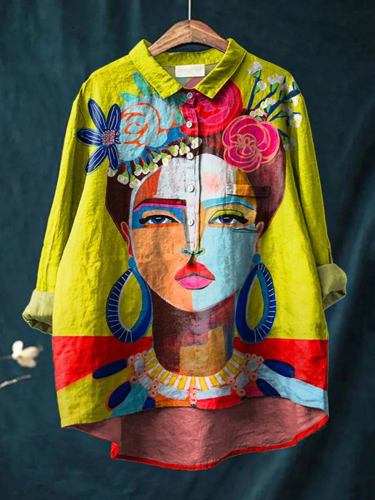 Gadea | Blusa informal con estampado de retrato de Frida al estilo pintura al óleo