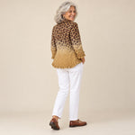 Idaira | Blazer con volantes y estampado de leopardo degradado ocre, vista de espaldas