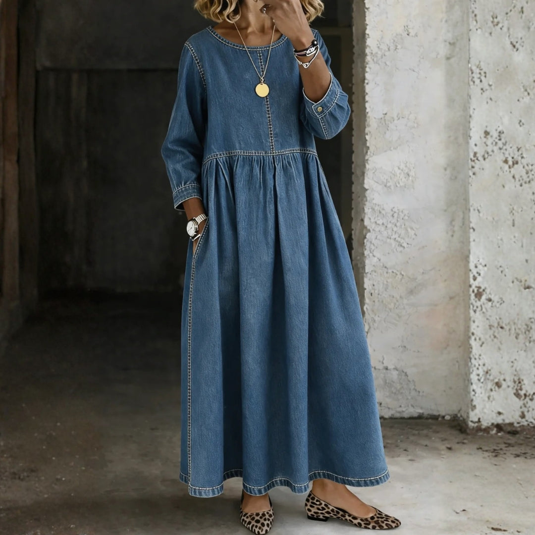 Inmaculada | Vestido de denim con cuello bebé