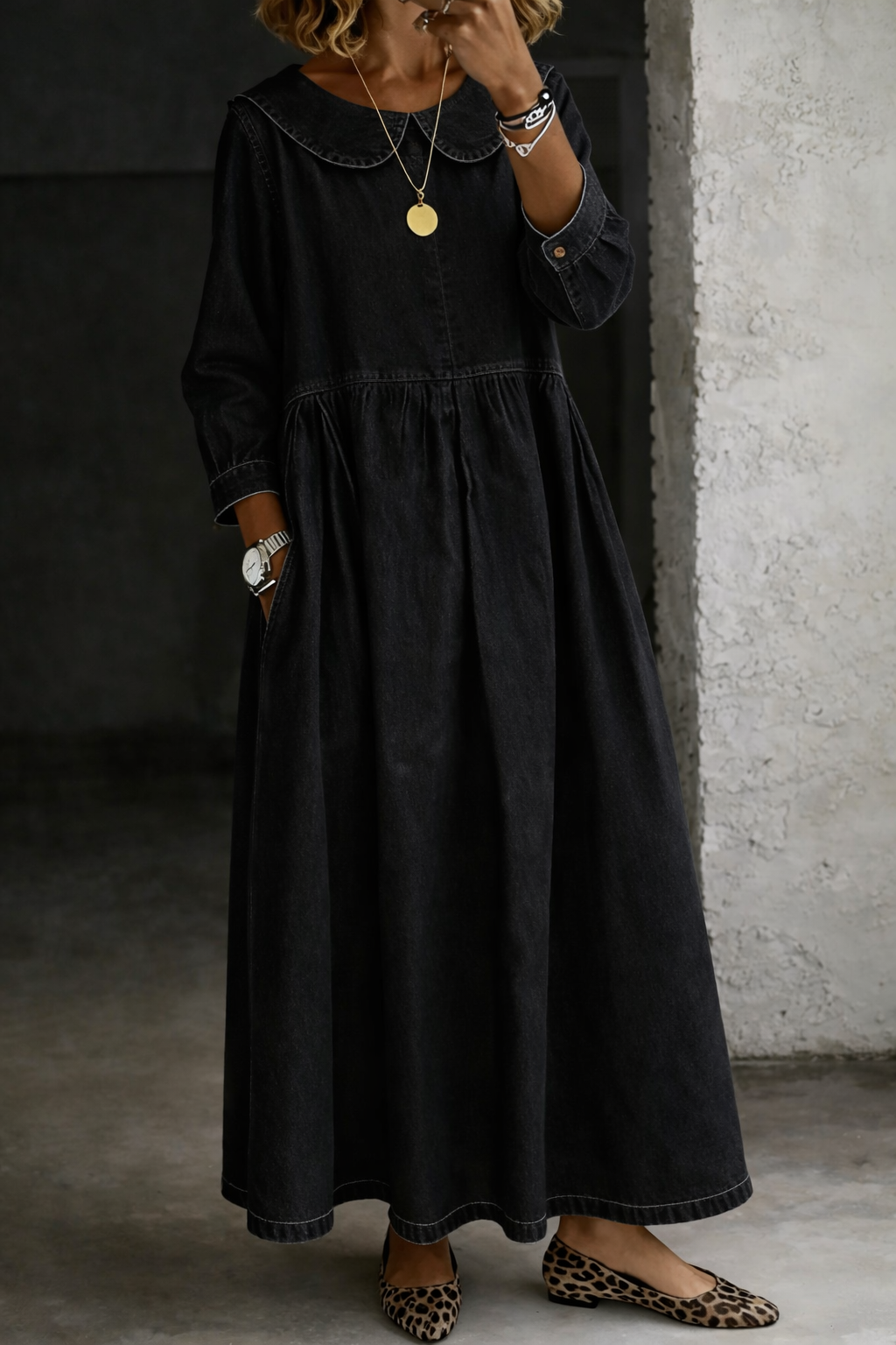 Inmaculada | Vestido de denim con cuello bebé