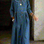 Inmaculada | Vestido de denim con cuello bebé