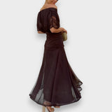 Itziar Dolores | Vestido elegante con cuello en V