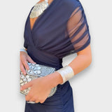 Itziar Dolores | Vestido elegante con cuello en V