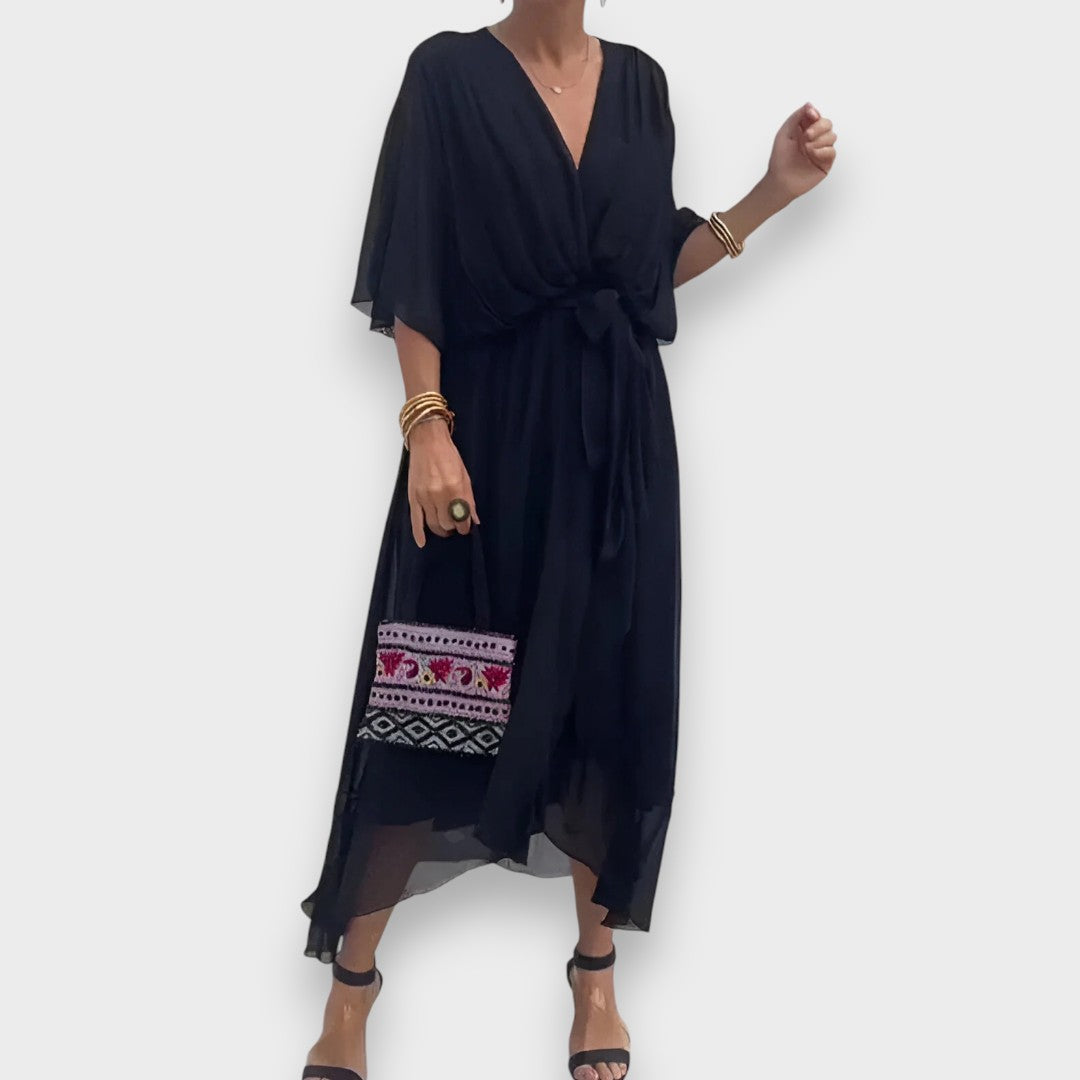 Judit Lourdes | Vestido con cuello en V