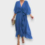 Judit Lourdes | Vestido con cuello en V