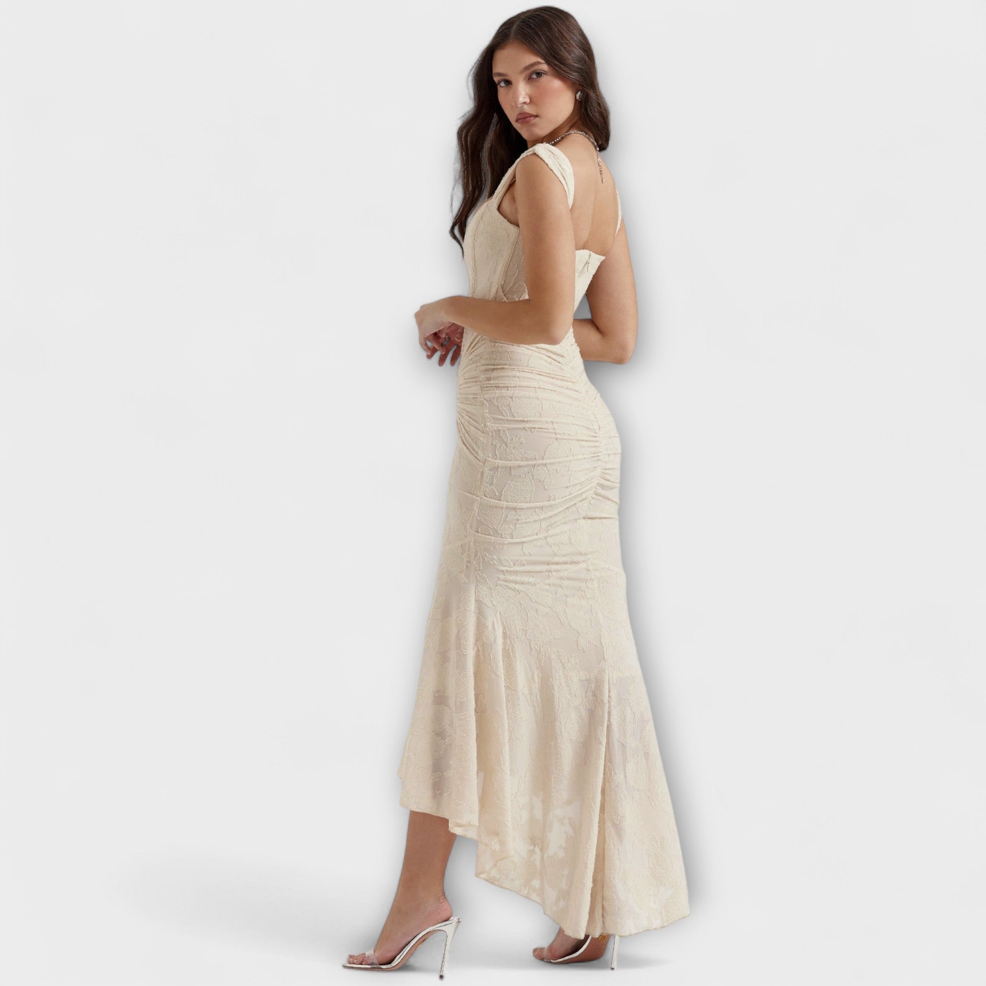 Lucila | Vestido elegante y refinado con corsé