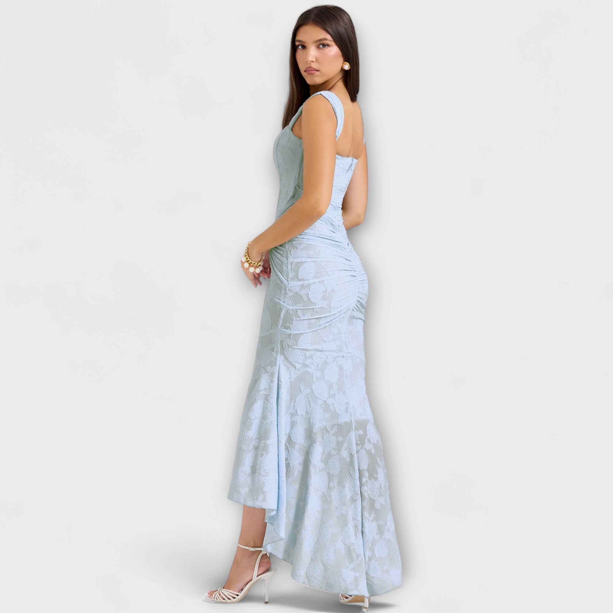 Lucila | Vestido elegante y refinado con corsé
