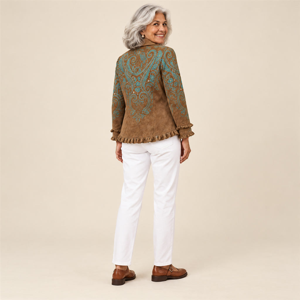 Lucrecia | Chaqueta con estampado de cachemira (paisley) y volantes, vista de espaldas