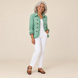 Magdalena | Chaqueta con botones y volantes de cuadros vichy, vista de tres cuartos