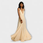 Maialen | Vestido largo con escote en V profundo
