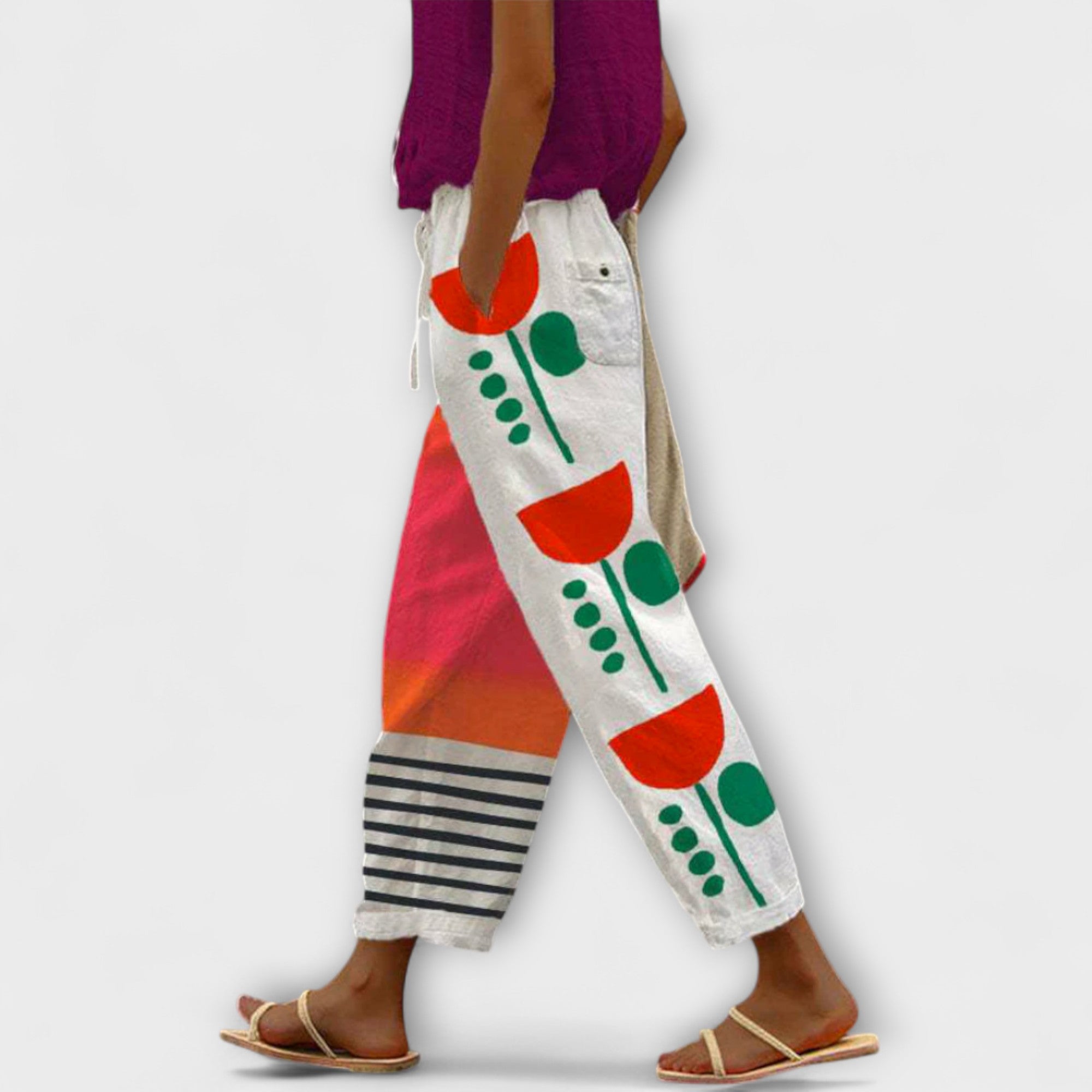 Manuela | Pantalón informal con estampado característico y botones