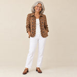 Marcelina | Chaqueta bohemia con volantes y estampado animal, vista de frente