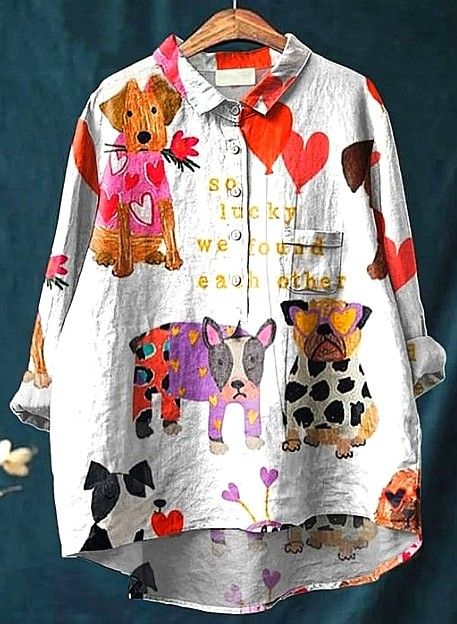 Mariola | Blusa fantasía con estampado de corazones y animales