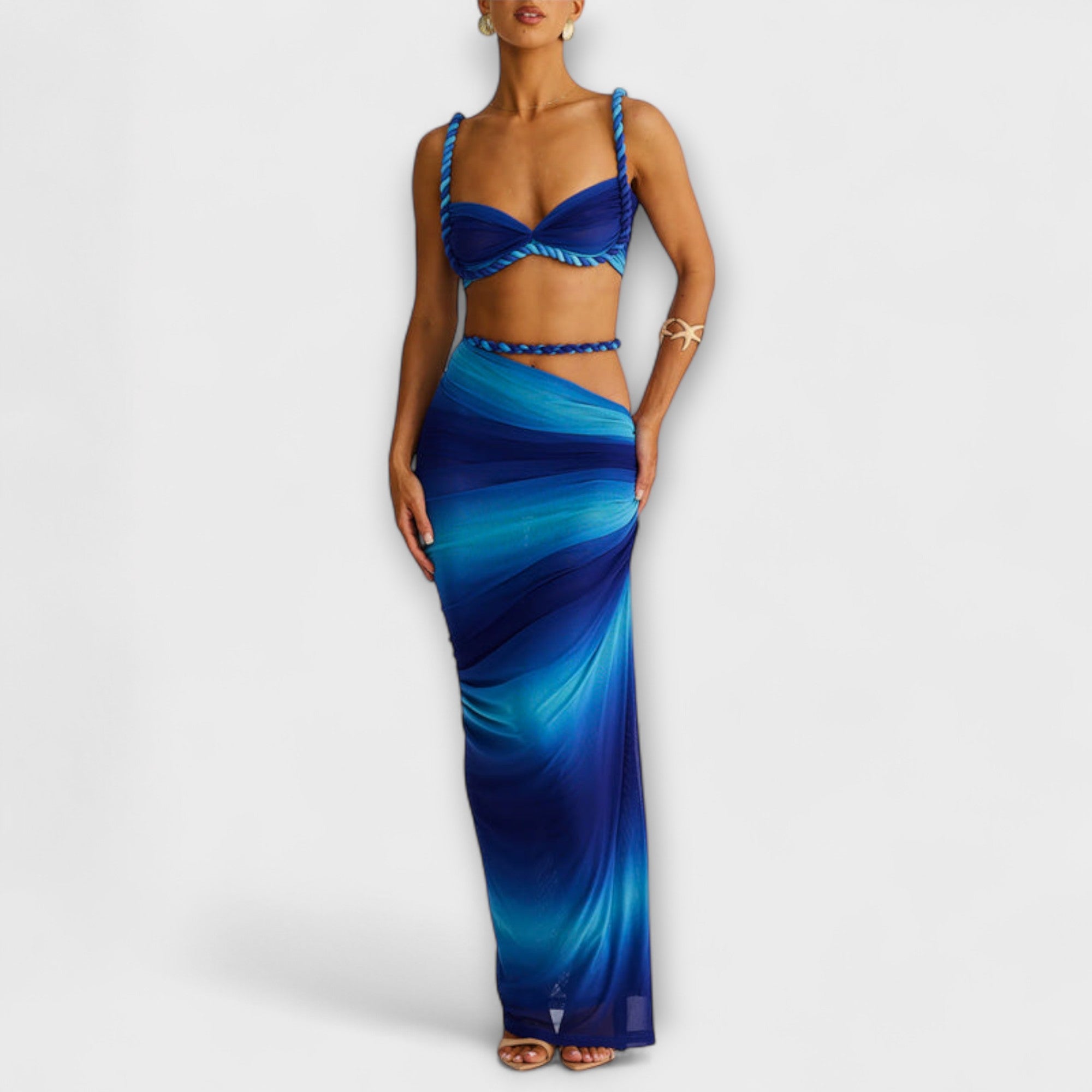 Melania | Conjunto de crop top trenzado degradado y falda superpuesta