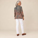 Mirella | Chaqueta vintage con volantes y estampado degradado texturizado, vista de espaldas