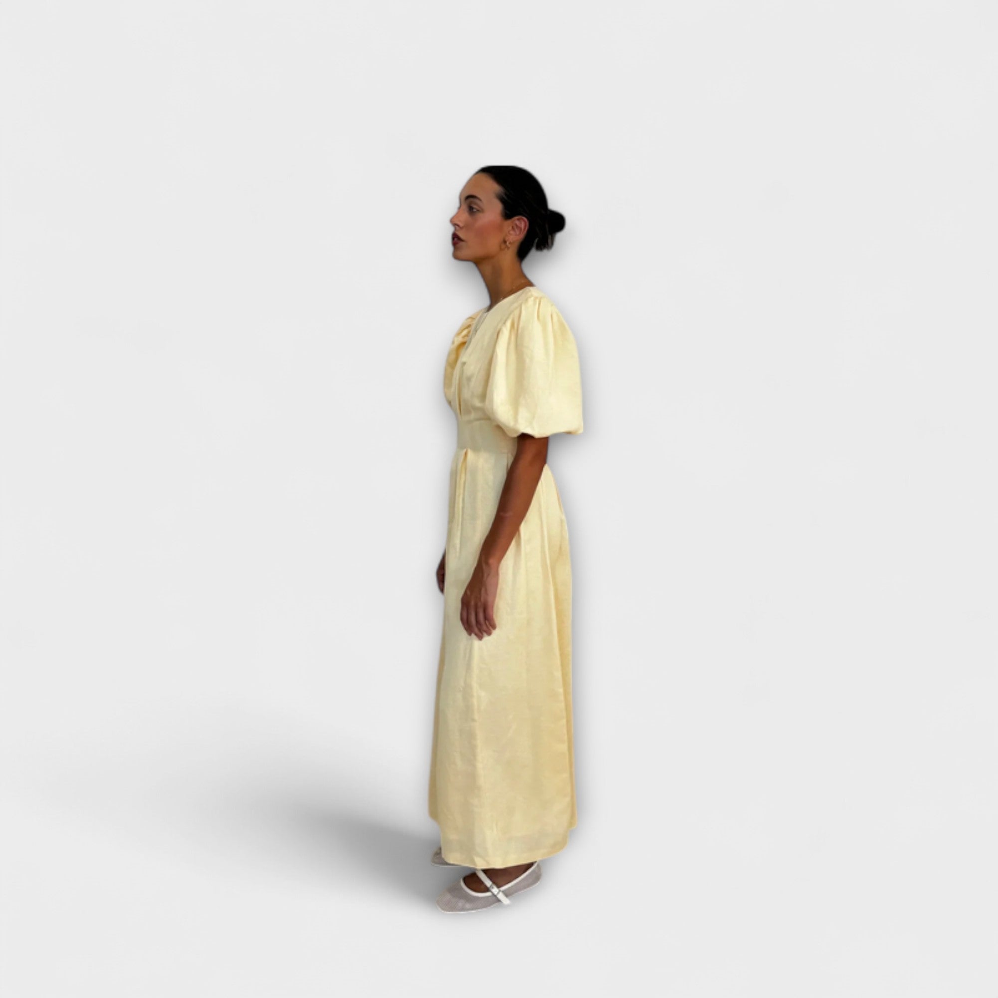 Moira | Vestido largo amarillo mantequilla de corte vaporoso