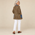 Nidia | Chaqueta larga de leopardo con paneles vaqueros, vista de espaldas