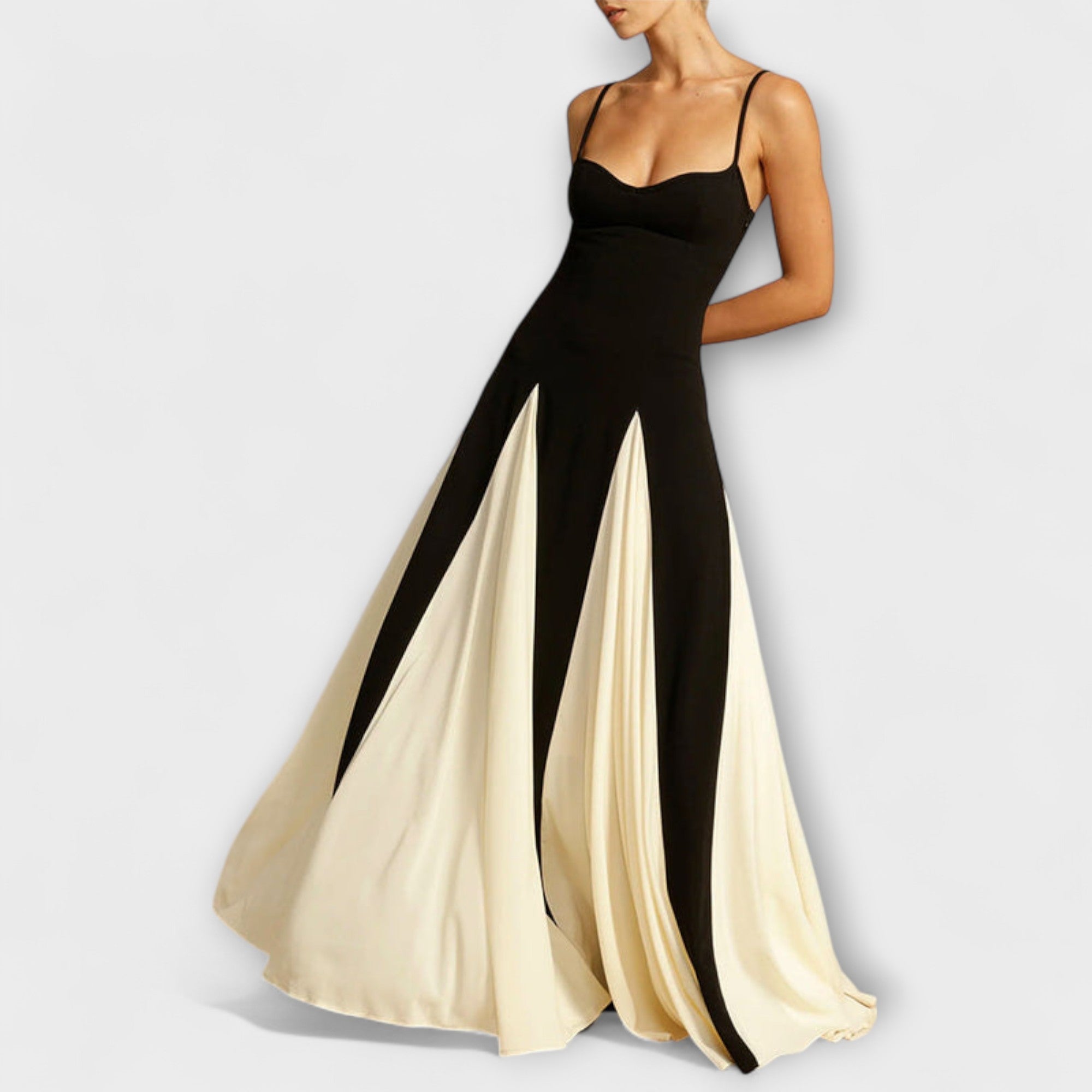 Nidia | Elegancia clásica: vestido largo trapecio con paneles de tul