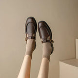 Nuncia | Zapatos retro