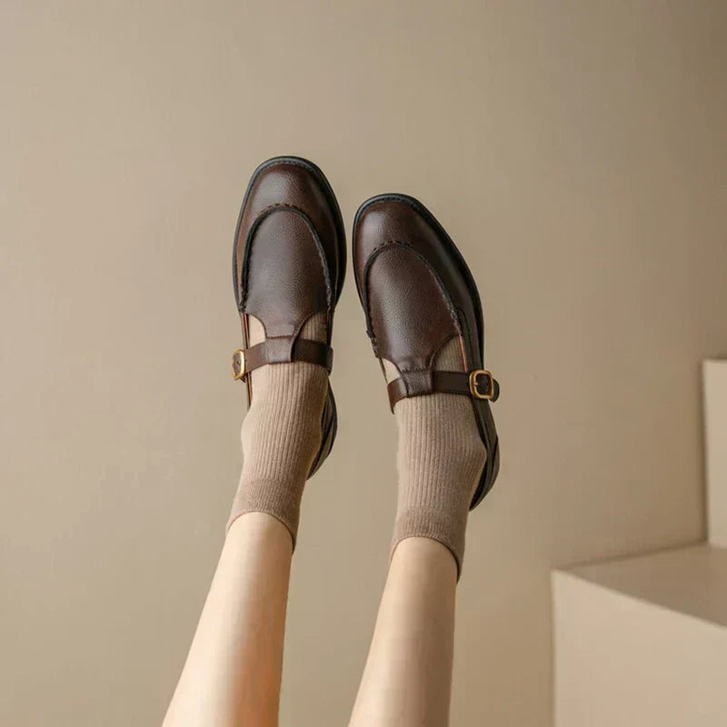 Nuncia | Zapatos retro