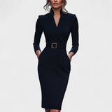 Oriana Rocío | Vestido negro refinado con cinturón y cuello mao