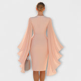 Otilia | Vestido midi rosa claro con cuello en V y mangas de gasa
