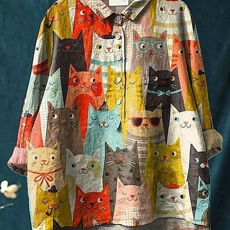 Purificación | Blusa informal de mujer con estampado artístico de gatos