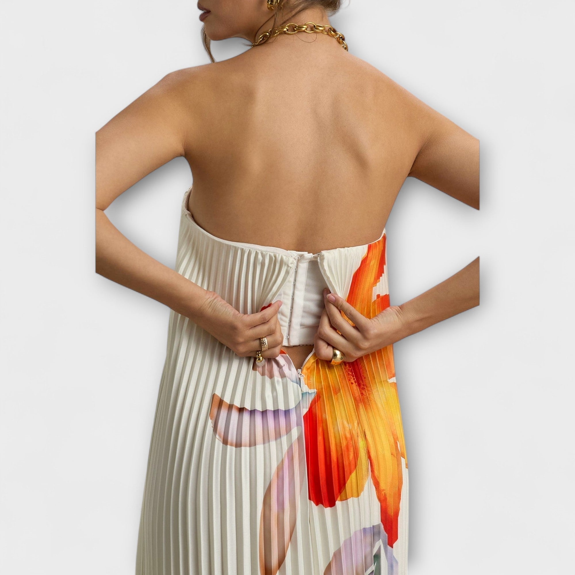 Rafaela | Vestido largo de flores naranja con escote corazón