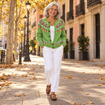 Rebeca | Cárdigan folk de flores verde, en la calle