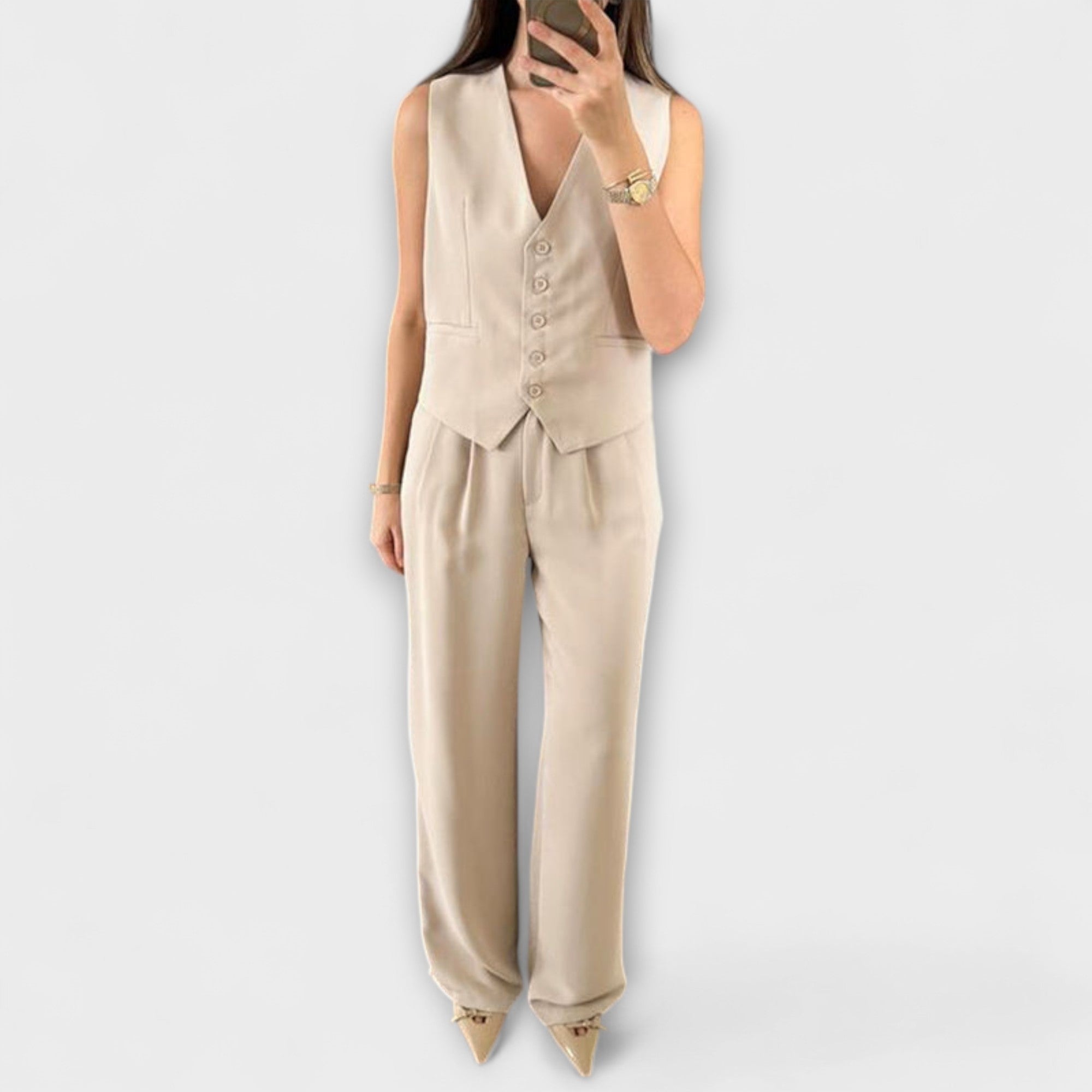 Sira | Conjunto de dos piezas de chaleco liso con cuello en V y pantalón
