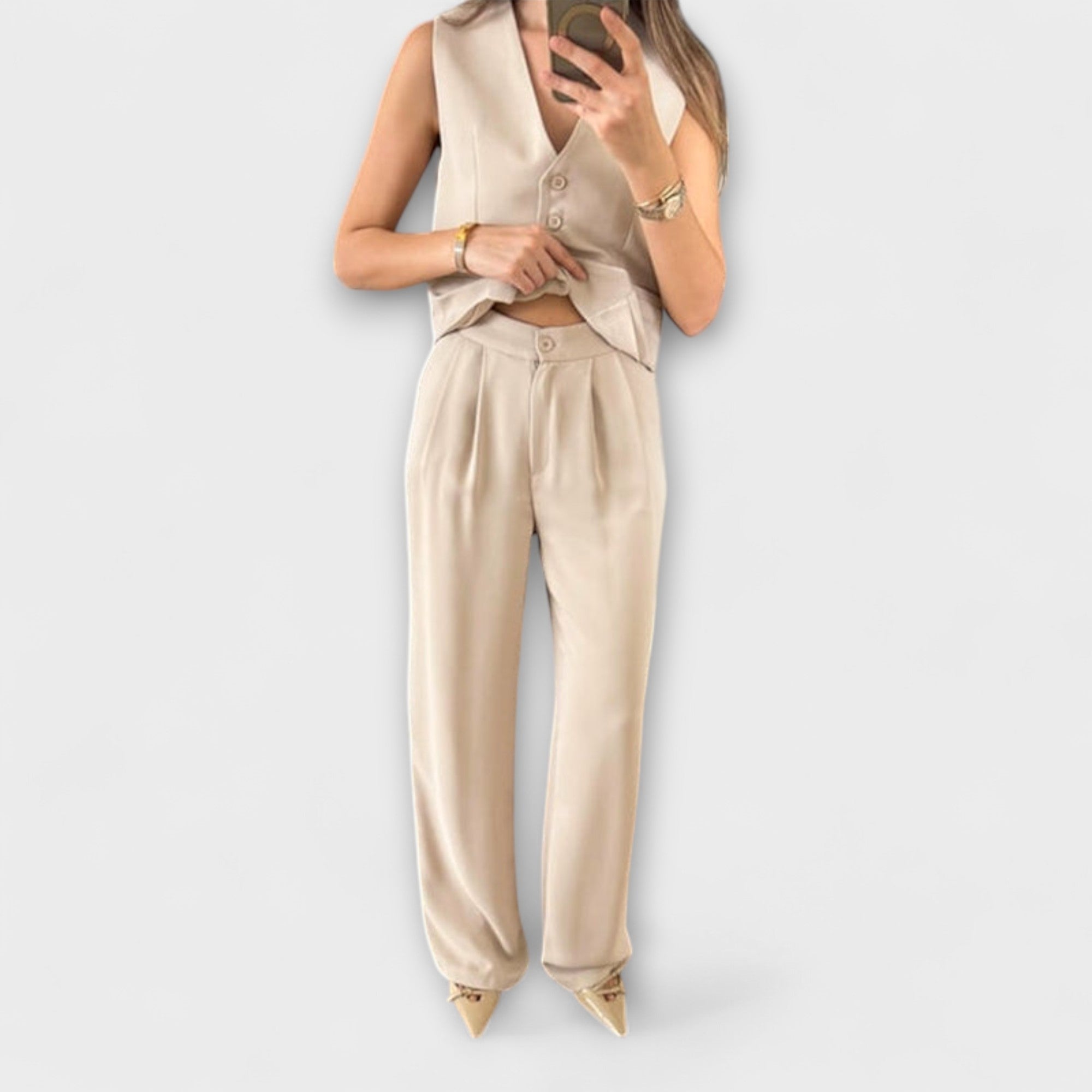 Sira | Conjunto de dos piezas de chaleco liso con cuello en V y pantalón