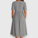 Valvanera | Vestido midi de rayas con botones y bolsillos