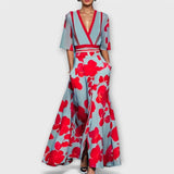 Zulema | Un vestido de flores entallado y elegante
